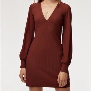 Aritzia Wilfred Jeanne Dress in Cider Gold